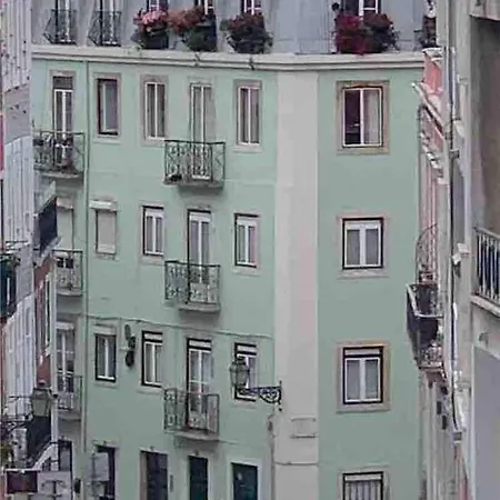 Principe Real Trendy Apt- Great Views & River * Lisbon