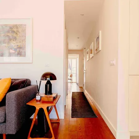 Principe Real Trendy Apt- Great Views & River Apartment *