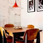 Principe Real Trendy Apt- Great Views & River Διαμέρισμα *