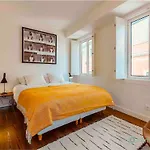 Principe Real Trendy Apt- Great Views & River *