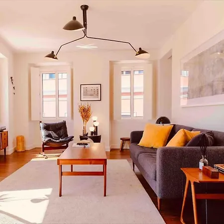 Principe Real Trendy Apt- Great Views & River Апартаменты